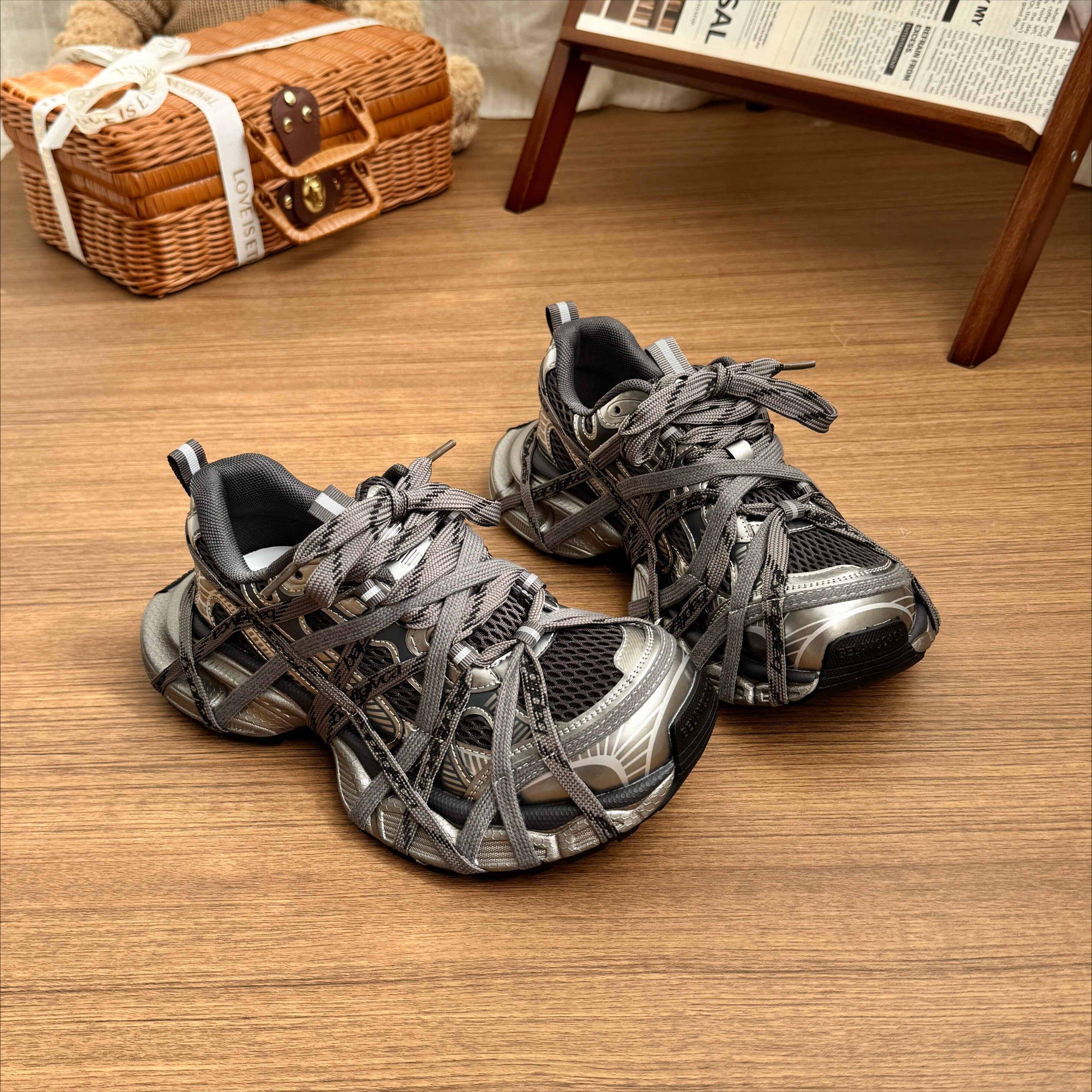 【商场同款】2026春秋新款蜘蛛网厚底绑带老爹鞋女网面复古透气跑