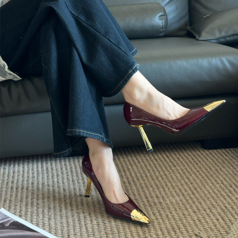 【商场同款】酒红色高跟鞋女款2026新款春秋季气质高级不累脚尖头