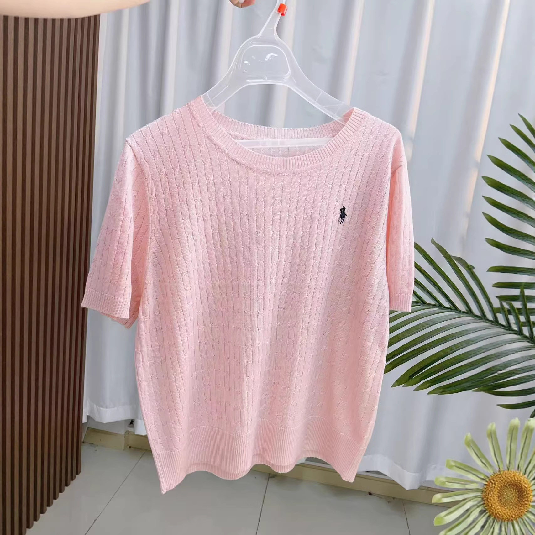 谷系列2026夏季柔软舒适麻花翻领凉爽刺绣圆领短袖针织衫065