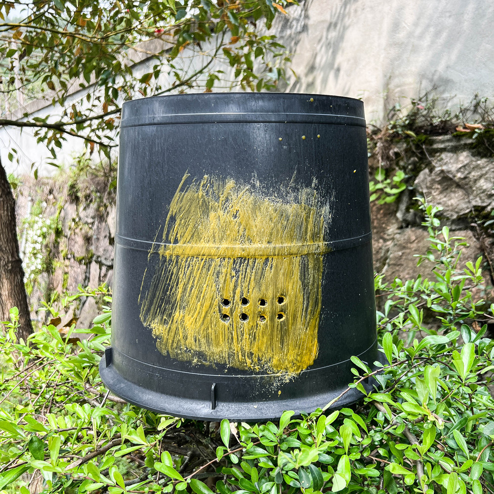 加厚透气黑色圆形塑料诱蜂桶