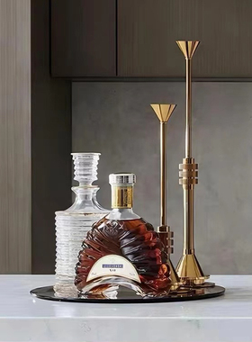 样板间客厅吧台餐桌金属烛台摆件