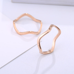简约波浪形玫瑰金戒指 轻奢质感男女情侣指环 不掉色百搭饰品