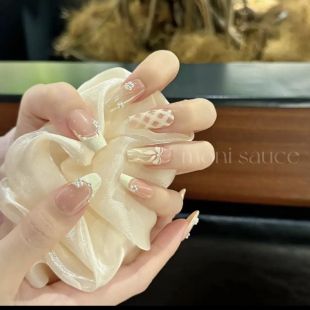 纯手工穿戴甲奶黄色格子显白立体蝴蝶结温柔甜美风珍珠 奶呼呼