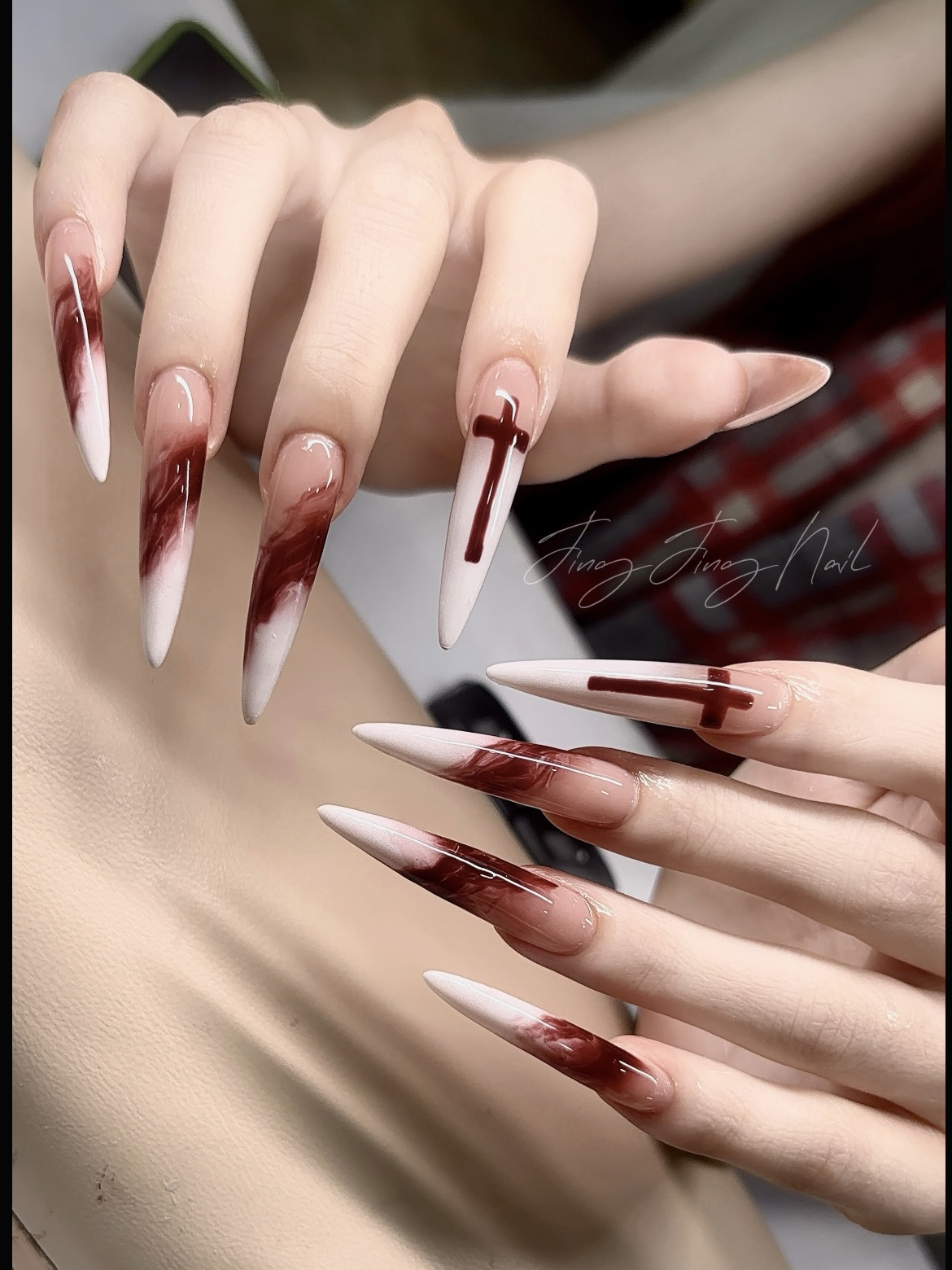 手工穿戴甲长款美甲显白暗黑系辣妹高级感秋冬款晕染十字架欧美风