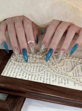 波点蓝纯手工穿戴甲中长款美甲显白高级感蓝色猫眼新年款纯欲淑女