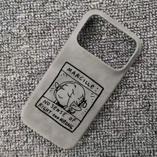 迷宫饭 玛露希尔表情动漫周边肤感羊巴皮磁吸适用手机壳适用iphone17苹果16华为小米15红米K90三星S25一加15