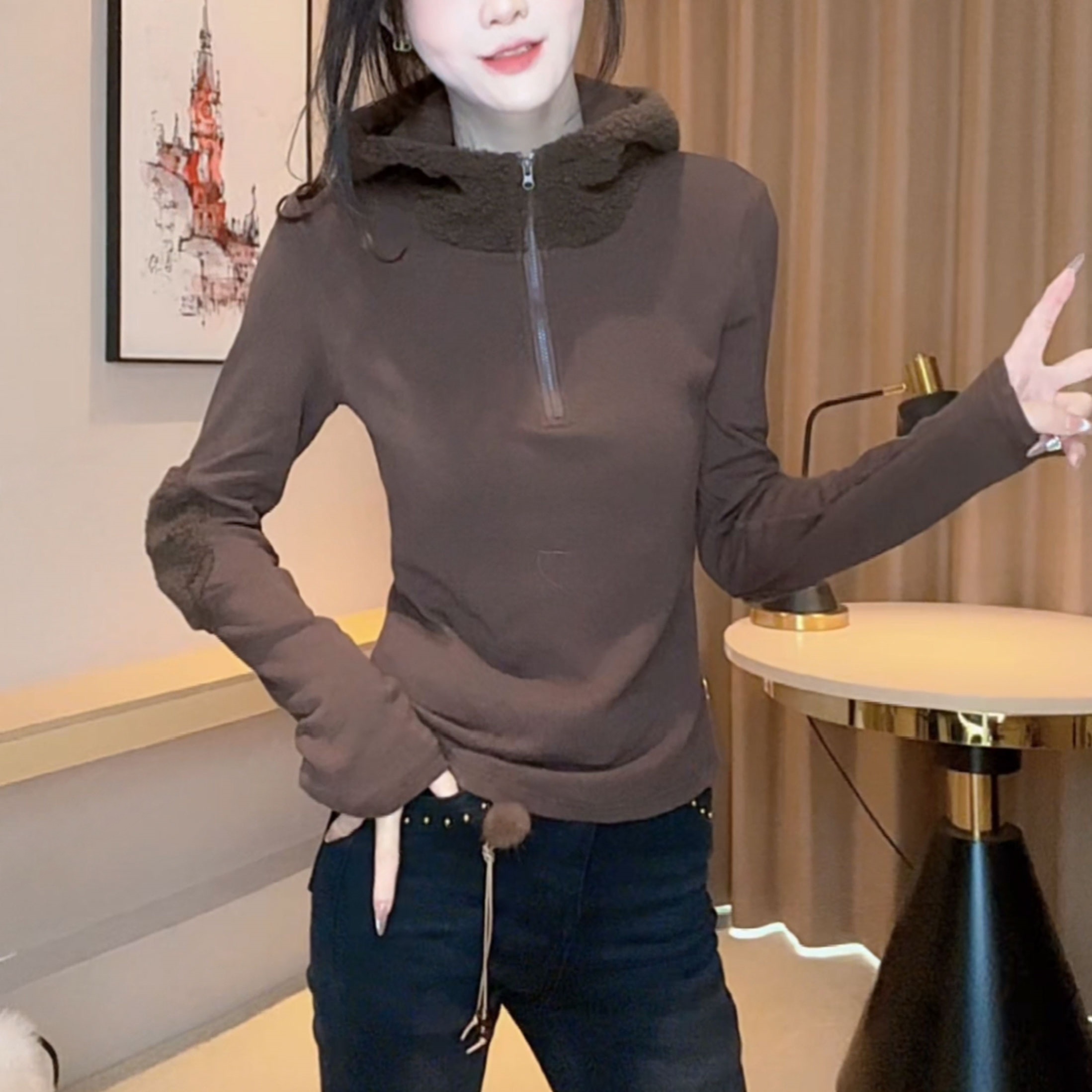 2025秋冬新款洋气简约百搭纯色连帽卫衣修身显瘦加厚保暖长袖上衣