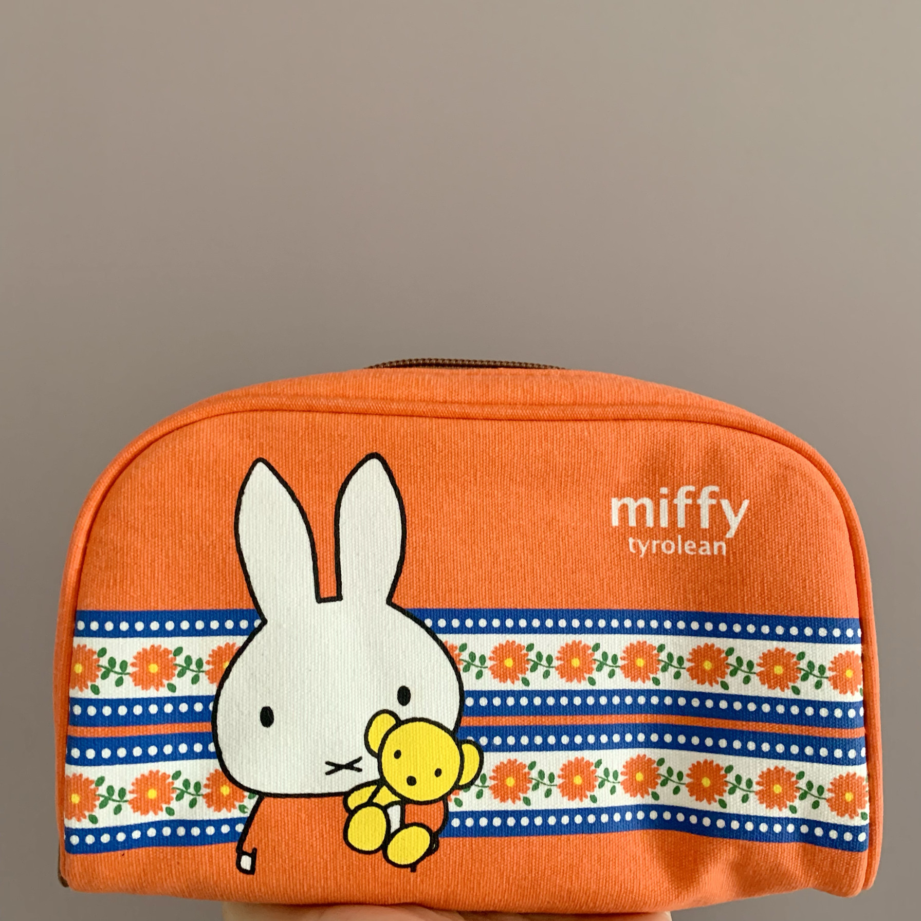 两个包邮日单米菲miffy 饺子化妆包便携帆布收纳包卡通女 大容量