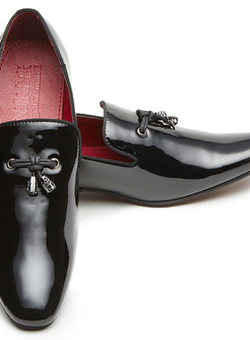 逸尘雅致（Ethan Arnage）黑色漆皮尖头套脚流 日常休闲鞋