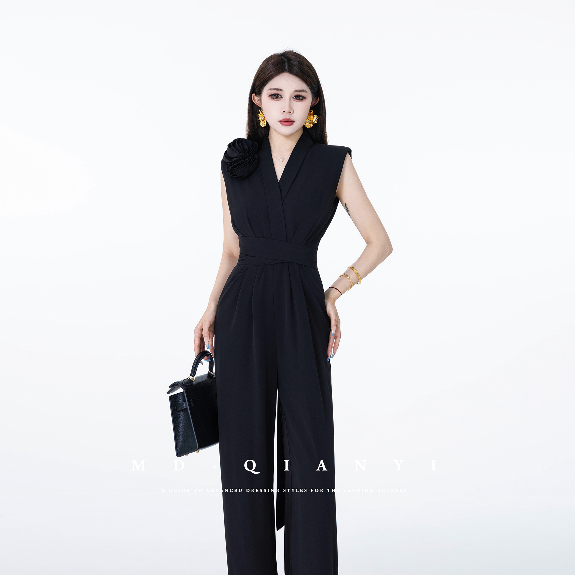 MD千亿【鎏金花影】2026夏显瘦时尚休闲阔腿纯色修身连体裤