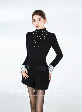 MD千亿【暗香疏影】冬季长袖时尚女士钉珠镶钻百搭打底上衣