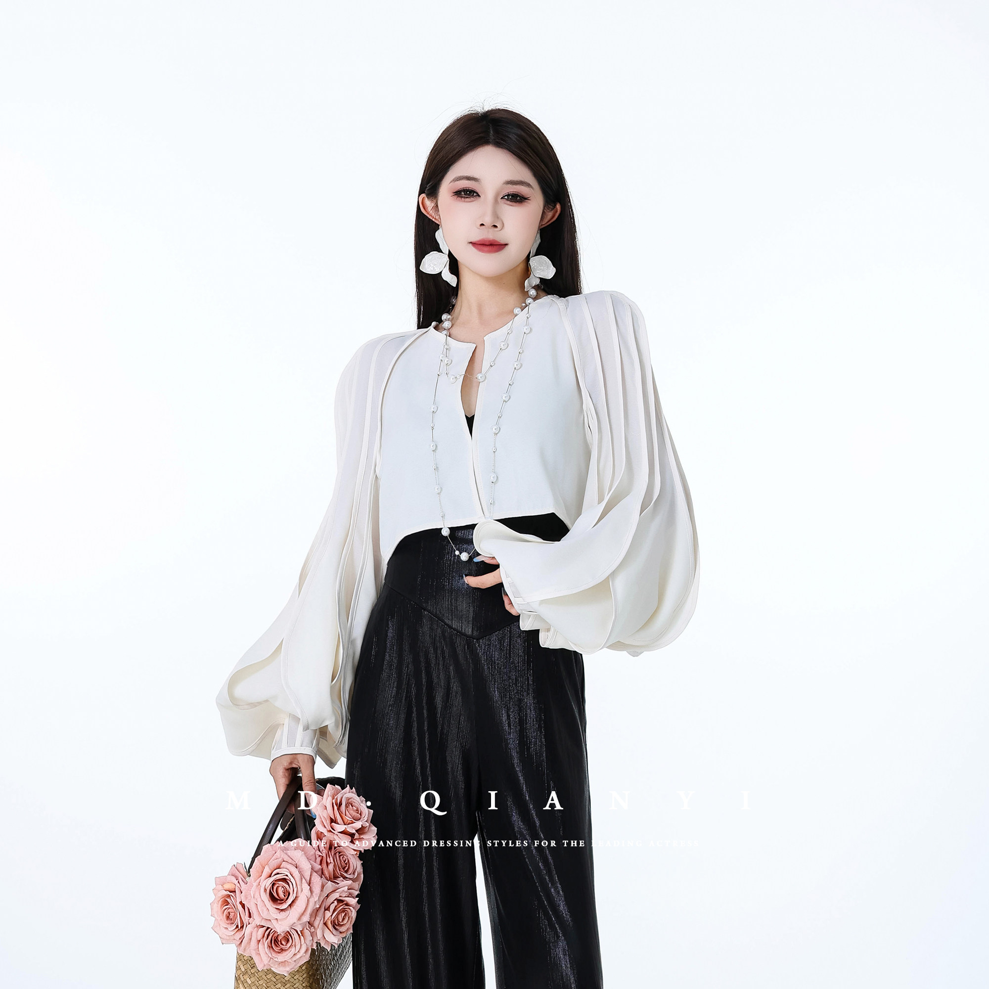 MD千亿【立体折叠】2026夏季新款时尚气质通勤优雅设计上衣