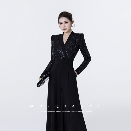 MD千亿【星澜漫语】2026早秋新款收腰V领显瘦阔腿连体裤