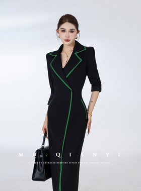 MD千亿【夜色温柔】2026新款气质时尚百搭收腰连衣裙毛呢外套