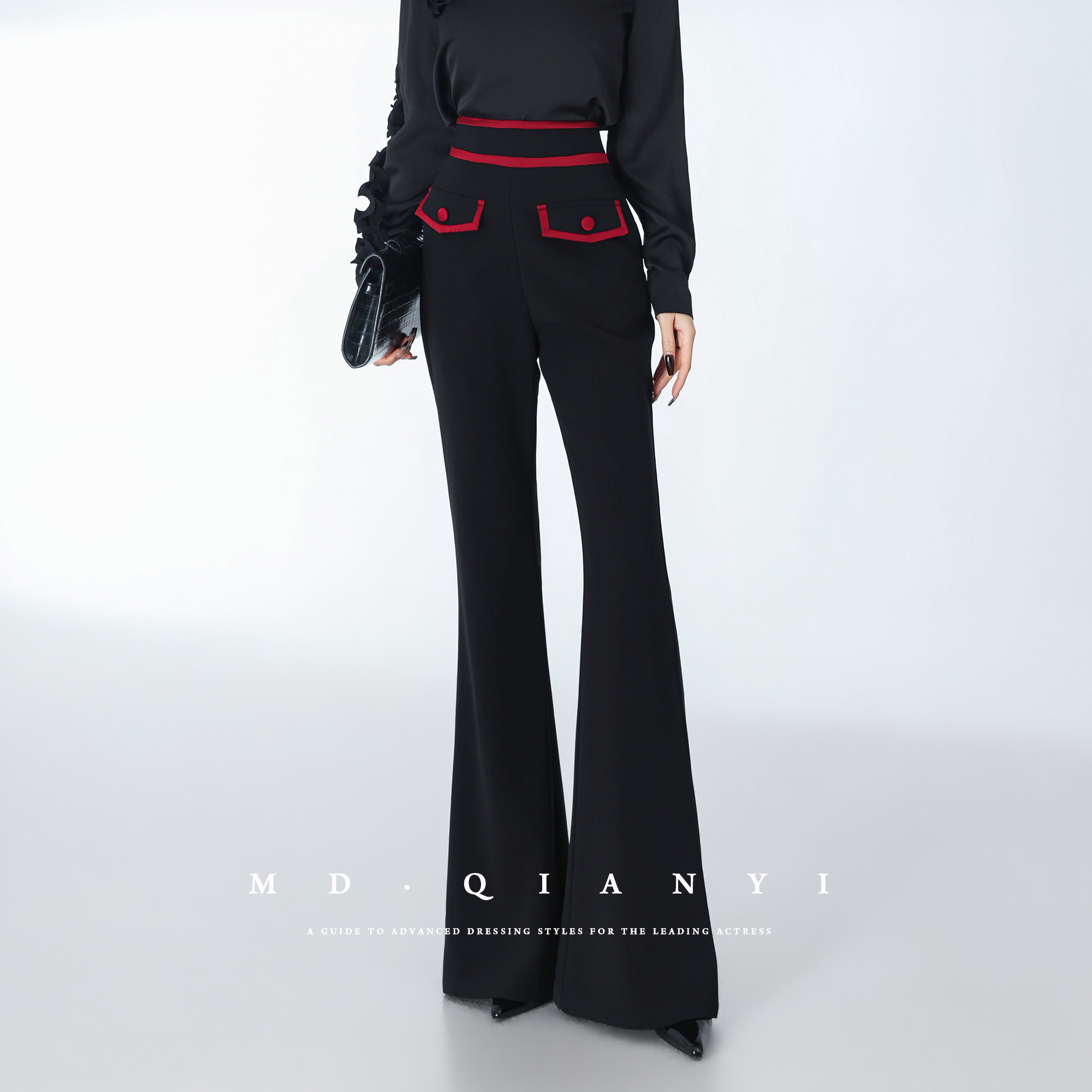 MD千亿【视觉显高】2026新款修身显瘦休闲垂感马蹄微喇裤子