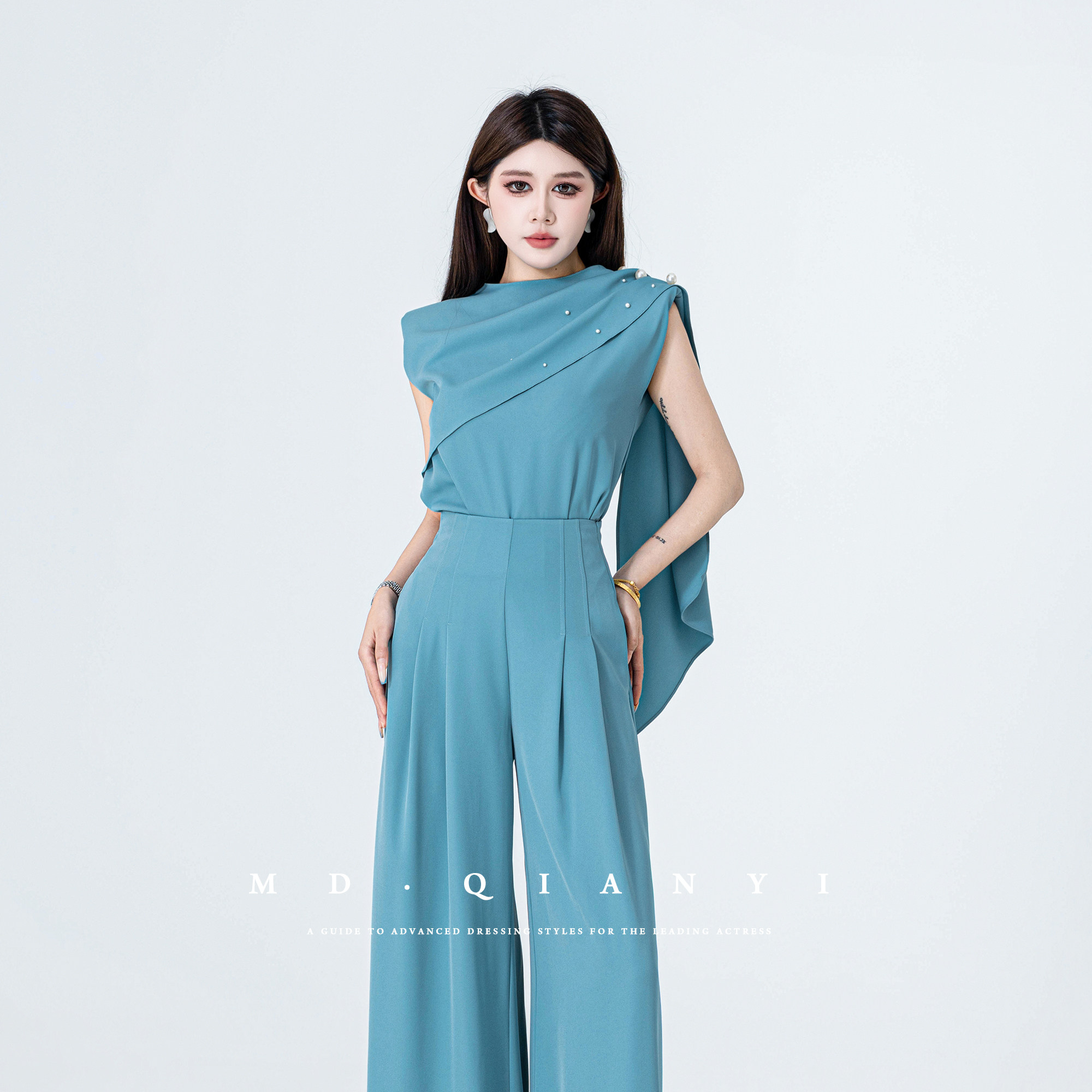 MD千亿【蓝屿来信】夏款设计洋气茶歇风百搭上衣休闲套装