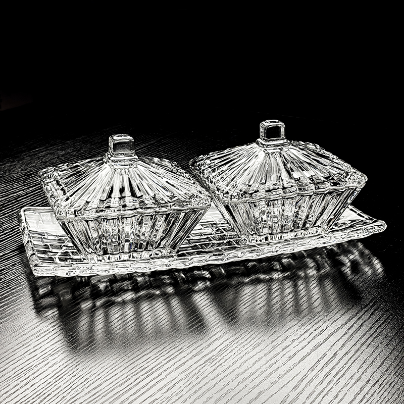 2025新款水晶玻璃碗点心碟水果盘带盖果盘分格蝶子糖果盒组合精致
