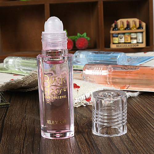 8杯水唇油补水沁爽润唇油水果味无色护唇油持久滋润女士 润口油,彩妆/香水/美妆工具,唇膏/口红,淘宝优惠券,粉丝福利购,淘宝优惠卷