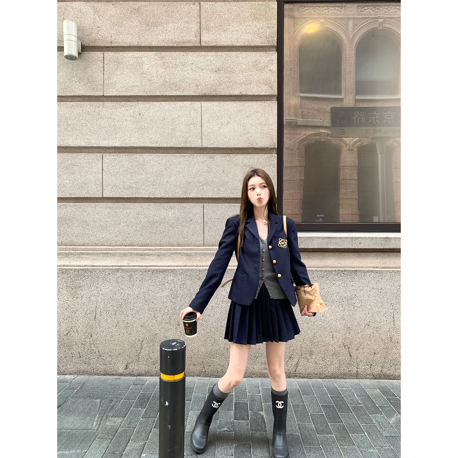 AHY 学院风西装套装女2023新款时髦显瘦高腰a字百褶半身裙两件套怎么看?