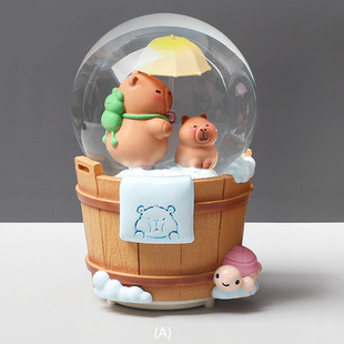 网红新款卡皮巴拉水晶球音乐盒马车发光飘雪八音盒摆件学生礼物