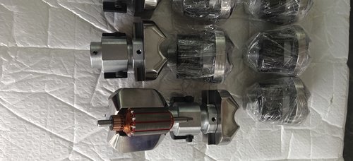 六工位转子双飞叉绕线机  转子绕线模具