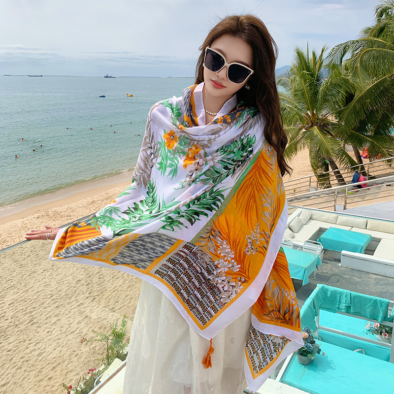 旅游拍照防晒丝巾女夏季薄款民族风披肩外搭纱巾百搭长款沙滩披风
