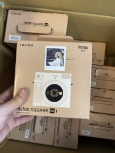 富士拍立得方形相机sq1 一次成像 原装 照片胶卷相机 即拍即得