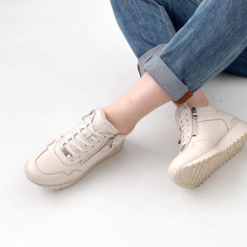 CAPRICE凯蝴蝶牛皮加绒雪地靴