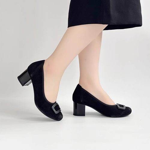 德国Caprice圆头真皮软底单鞋