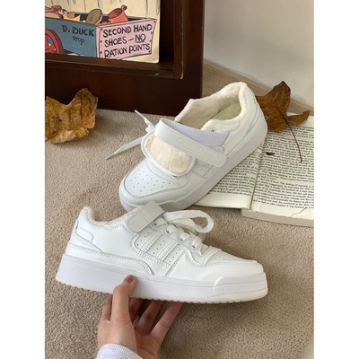 加绒小白鞋女魔术贴女鞋