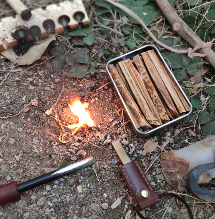 Primitiv户外生存求生火种火绒松明子引火物松油松脂bushcraft