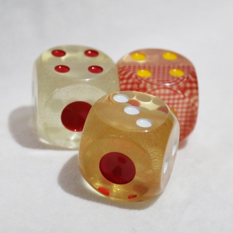 超值特大号色子 骰子 玩耍透明筛子 5CM时尚大色子 亚克力骰子