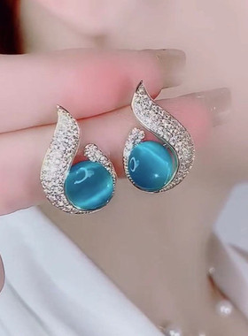 小众设计微镶蓝色猫眼石水滴耳饰时尚气质2025新款耳环潮银针耳钉