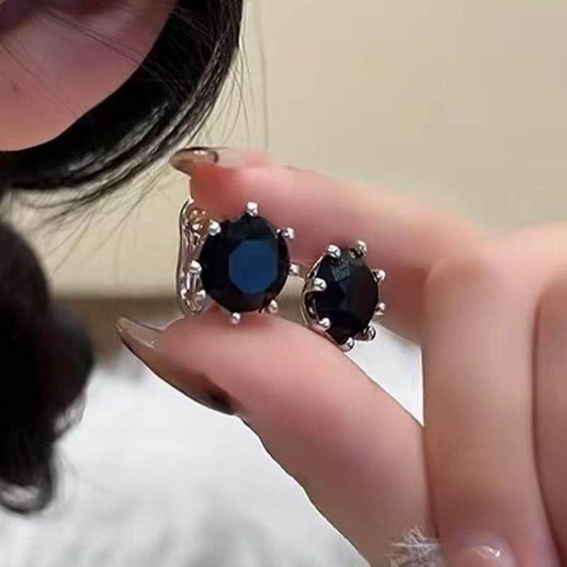 黑色水晶高级感耳环女纯银针防过敏耳扣经典小巧精致百搭轻奢耳饰