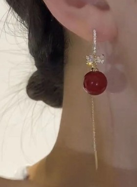 简约气质红豆领结流苏防丢耳线
