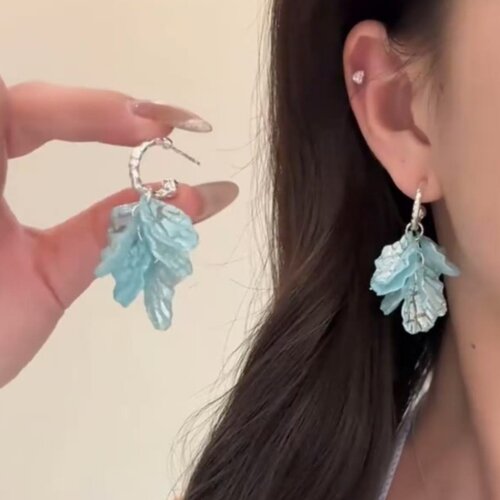 夏日海盐蓝色花瓣贝壳流苏耳环