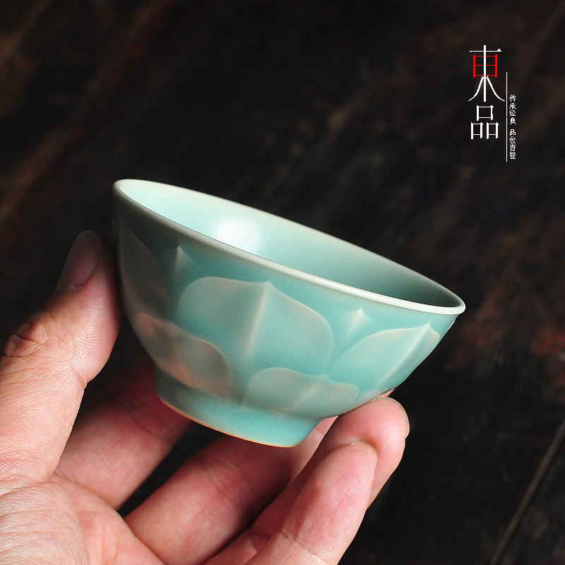 天青汝窑品茗杯浮雕莲瓣普洱茶碗