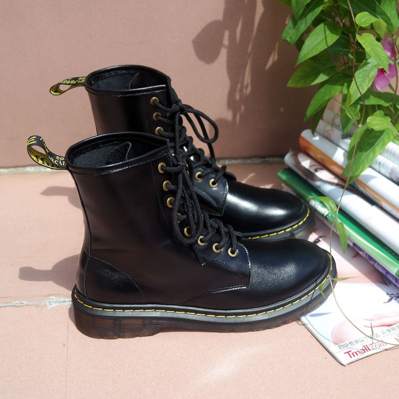 秋季新款女鞋运动休闲短靴英伦风马丁靴真皮绑带低跟女靴
