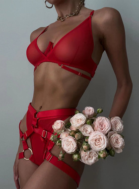 3271时尚的迷人设计三件套发杂捆绑设计款式重工V型内衣套装欧美