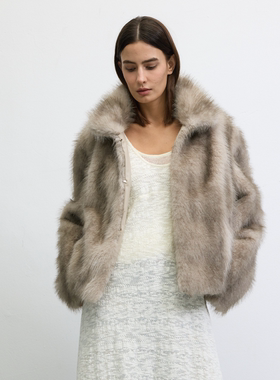 UNRESTRAIN「UNR」蓬松魔法 复古小立领宽松环保皮草上衣外套女