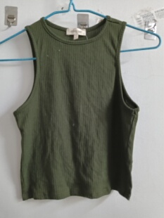 军绿色无袖 背心休闲小衫 修身 外穿背心针织无袖 简单 女夏季 2026新款