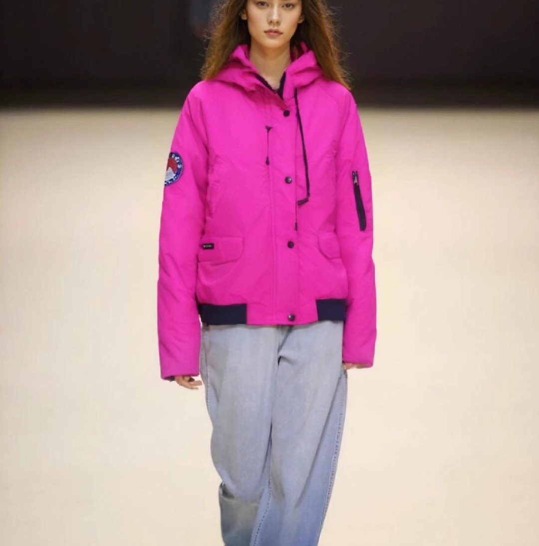 2026年秋冬新款玫红色超厚防寒服羽绒外套加厚保暖连帽户外女款