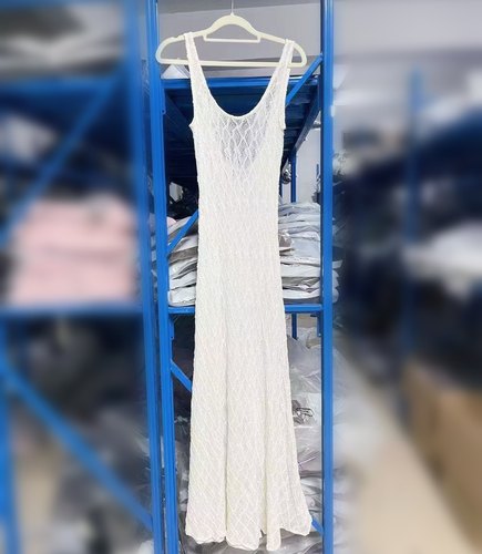 外单镂空法式小众优雅修身连衣裙