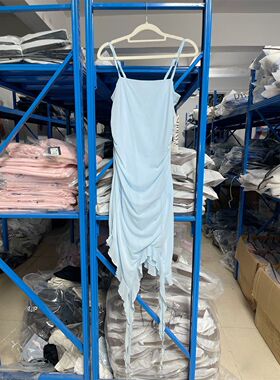 外贸辣妹性感蓝色流苏不规则一字多巴胺抹胸荷叶修身吊带连衣裙女