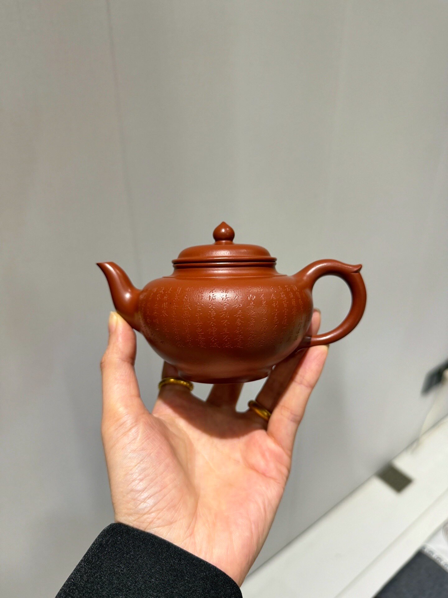 宜兴紫砂壶原矿小煤窑朱泥心经笑樱壶容量200cc顾玉华全手工制作