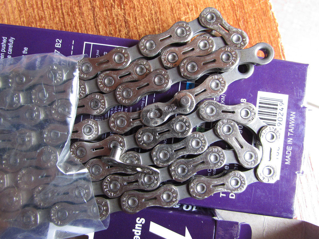 Chaîne de vélo - Ref 2378299 Image 1