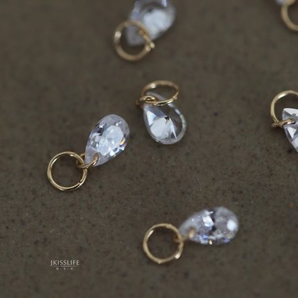 14K黄金 太美啦～Jennie款精致水滴坠 简约设计感mini吊坠 挂坠
