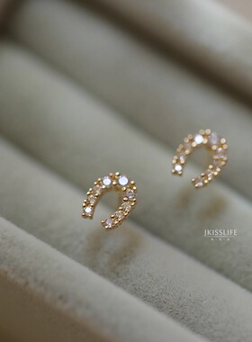 9K黄金 幸运小马蹄 精致微镶闪闪K金耳钉 日常简约耳饰 简约气质