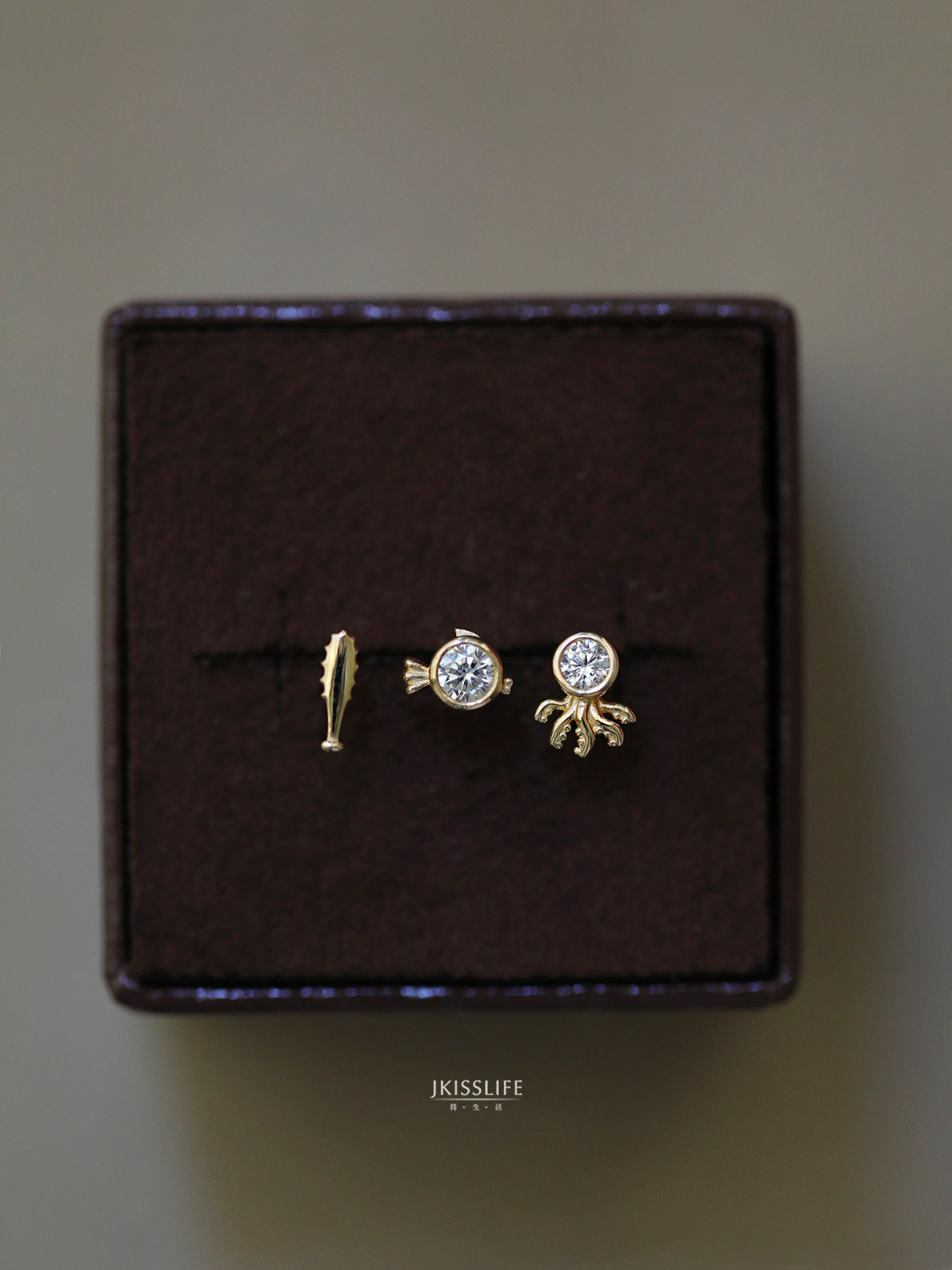 14k黄金 童心太美好 童趣精致微镶小鱼儿小水母耳钉耳饰 小巧可爱