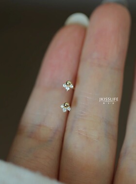 9K黄金 迷你小鱼尾 小巧隐形精致叠戴K金耳钉 简约甜美 日常通勤